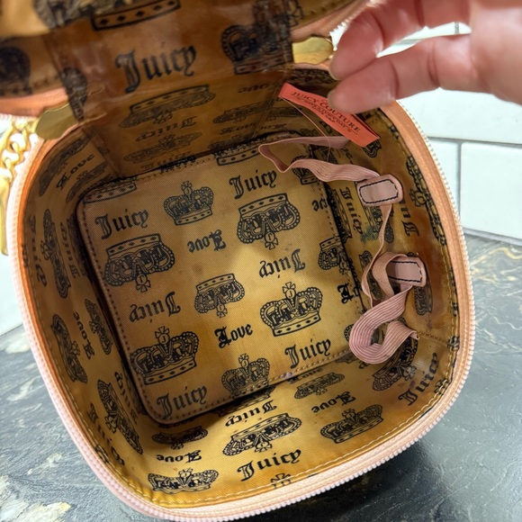 JUICY COUTURE Sugar & Spice Velour Train Case Y2K Embroidered Makeup Bag - Picture 13 of 14